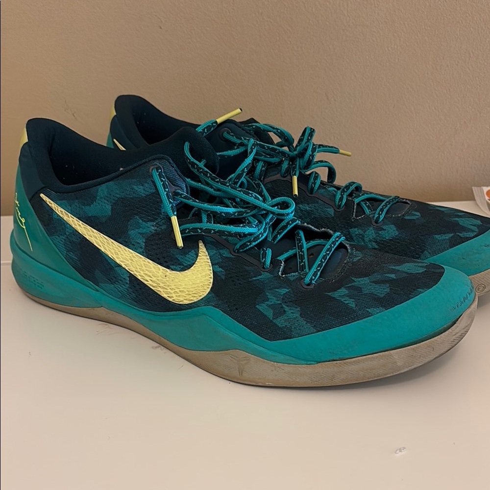 Nike Kobe 8 Supernatural Green Camo size 16